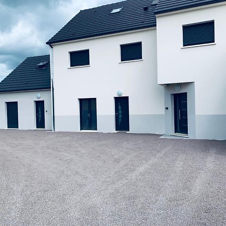 몽테우 Loft Evasion , Parking Gratuit , 5 Min Auxerre 아파트 외부 사진