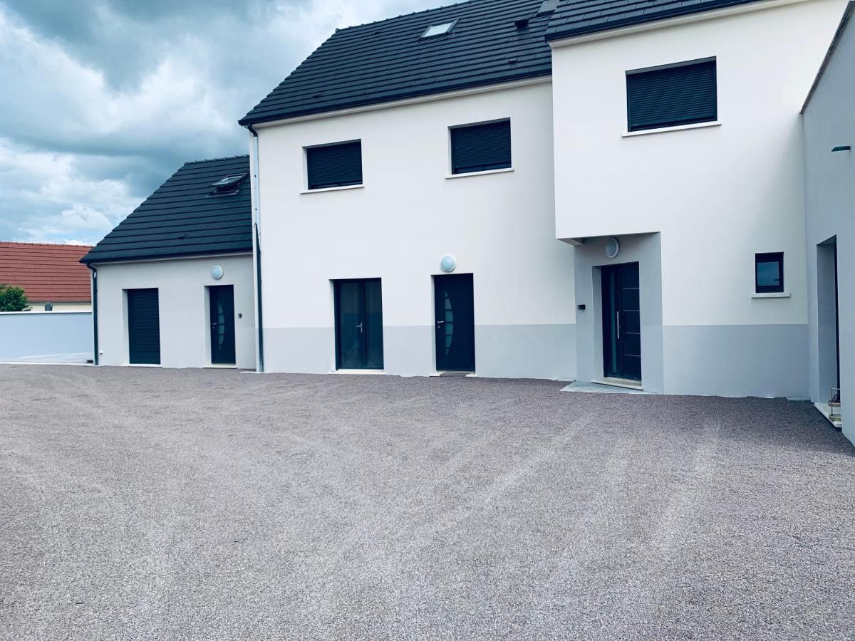 몽테우 Loft Evasion , Parking Gratuit , 5 Min Auxerre 아파트 외부 사진